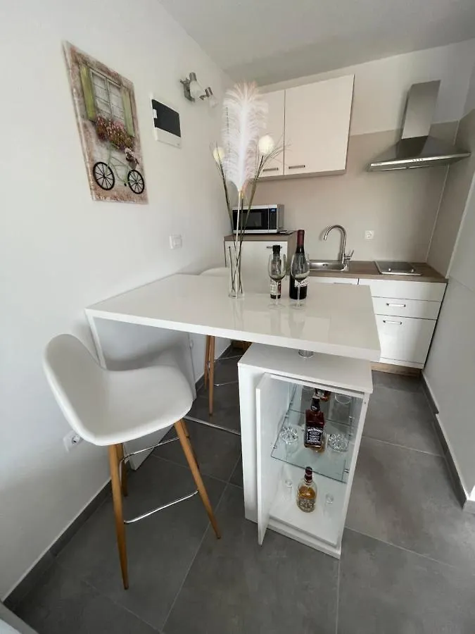 Villa Milena Sweet Apartment-With A Pool Trogir Chorvatsko