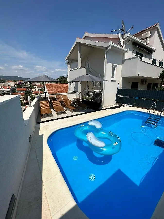 Appartement Villa Milena Sweet Apartment-With A Pool Trogir Croatie
